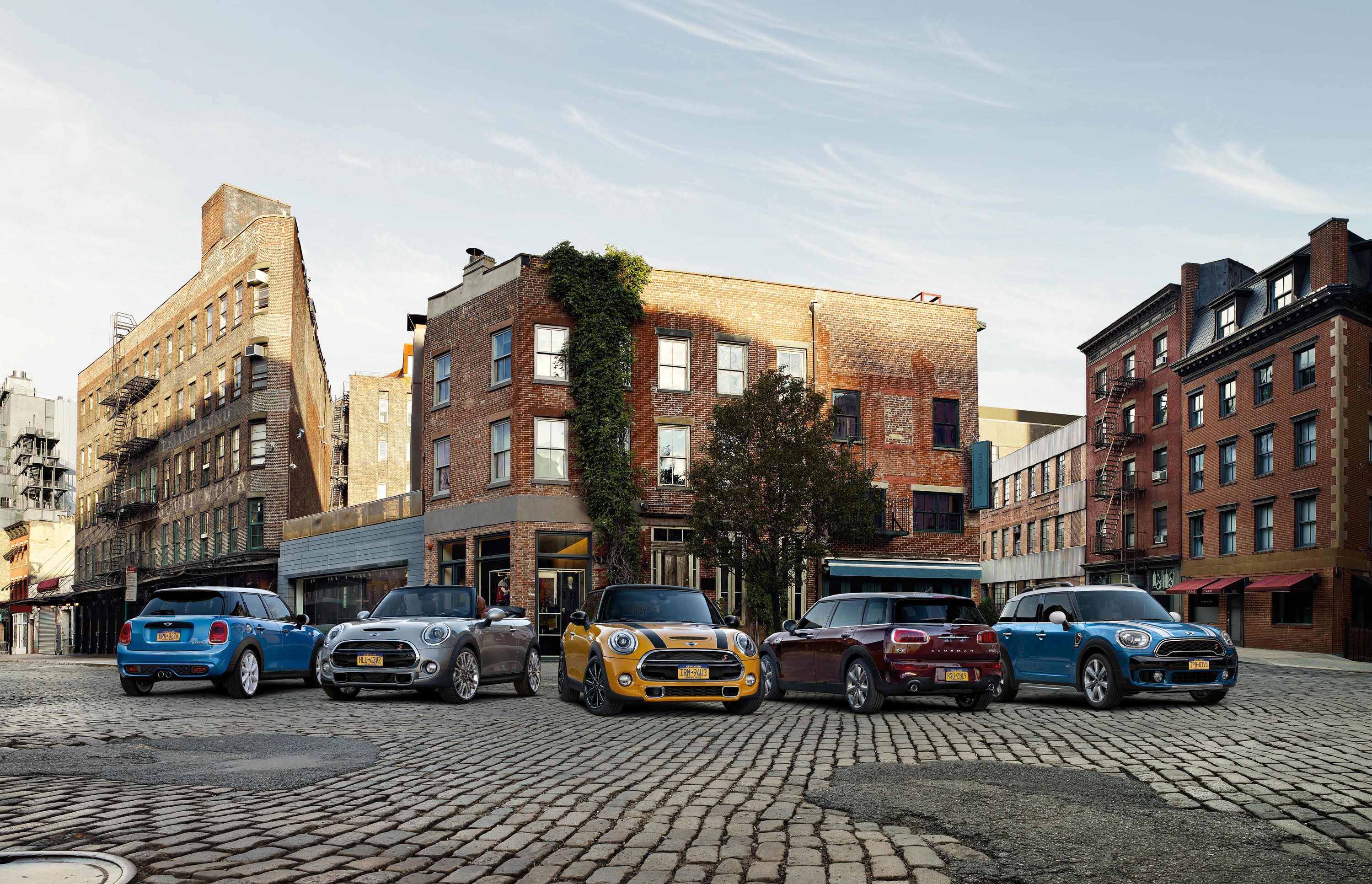 MINI Service. MINI Warranty. Yellow MINI Cooper S